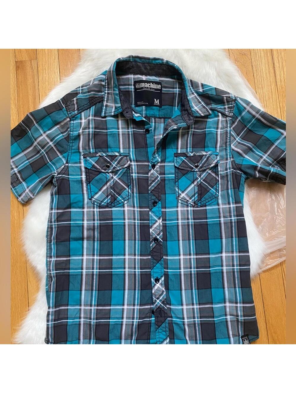 Machine Men’s Medium Short Sleeve Plaid Shirt